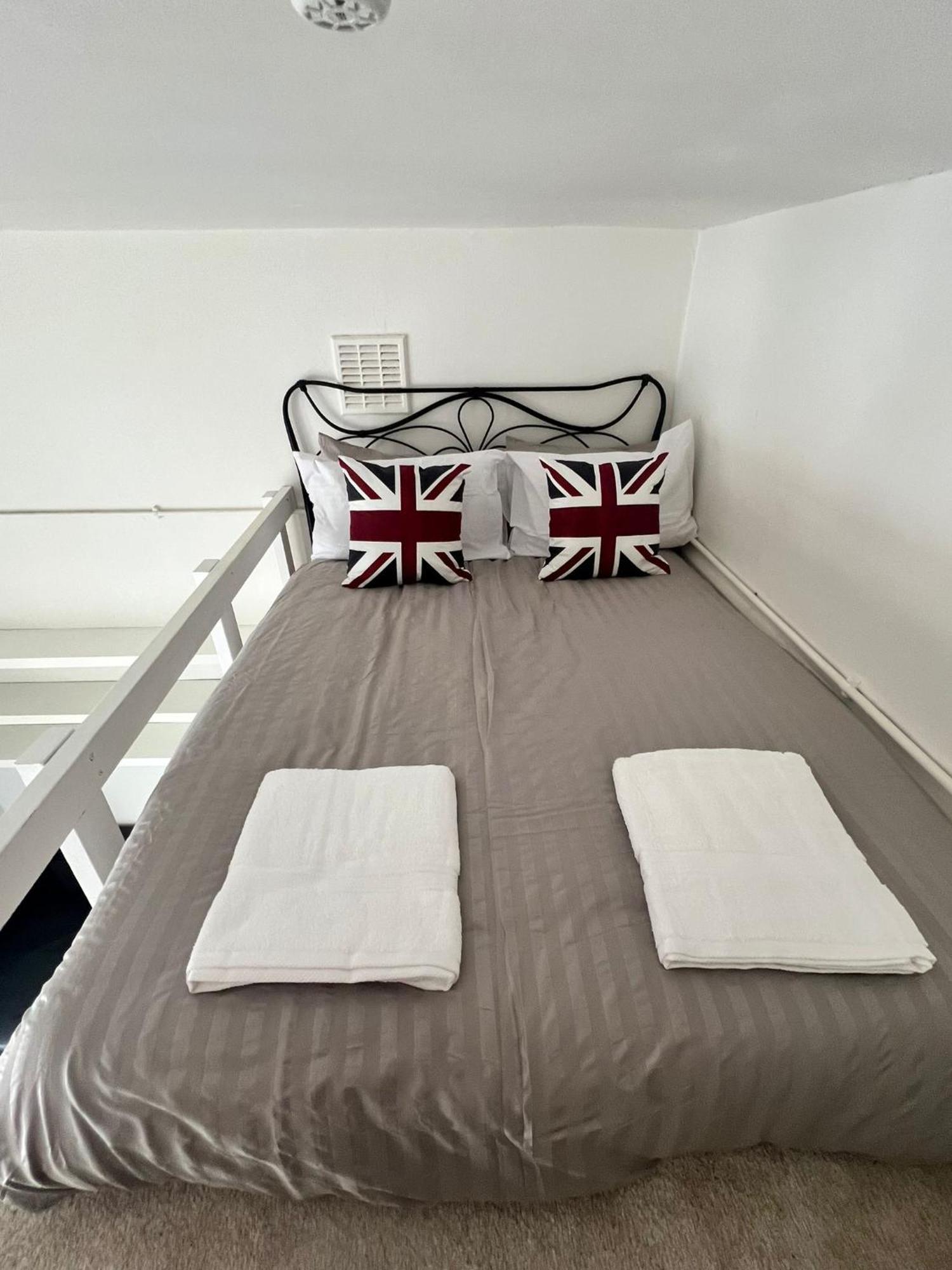 Islington Budget Guesthouse Лондон Экстерьер фото